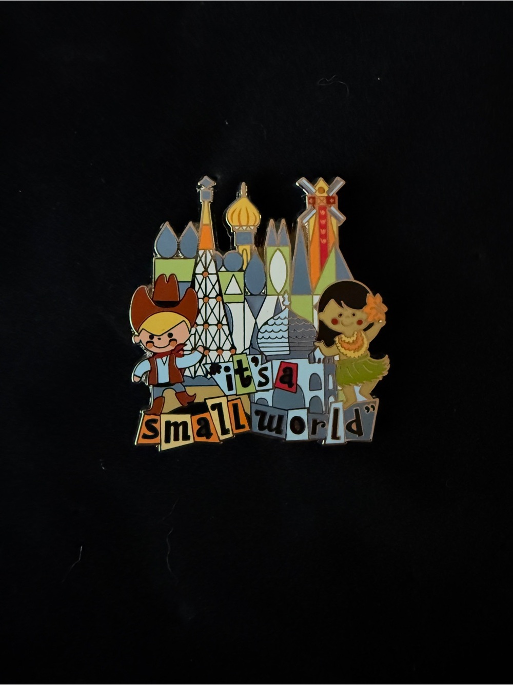 Disney Pin: It’s a Small World